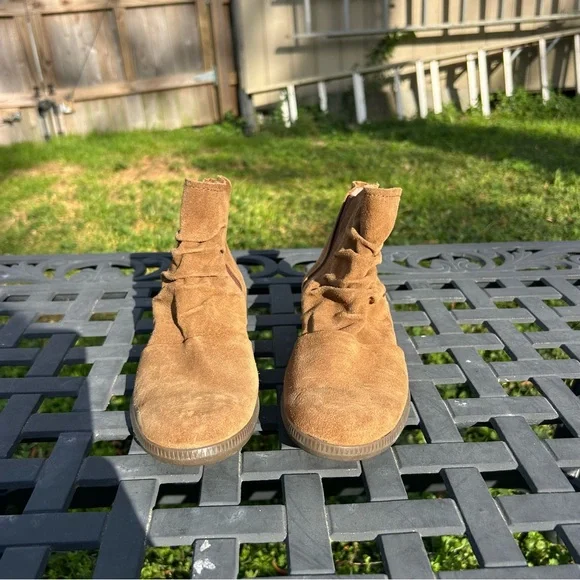 Munro Scout Tobacco Suede Ruched‎ Water Resistant Comfort Bootie size 5.5 - Picture 3 of 10